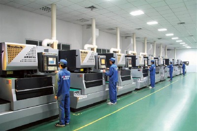 使用数控精雕机做加工有哪些优势