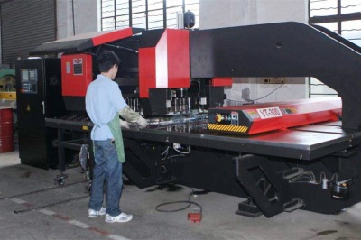 数控精雕机开机之前要进行哪些检查